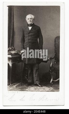 Fotografia d'epoca del XIX secolo: Generale Sir George Brown, GCB, KH, PC (IRE) (3 luglio 1790 – 27 agosto 1865) è stato un soldato britannico degno di nota per i comandi della guerra peninsulare e della guerra di Crimea. Foto Stock