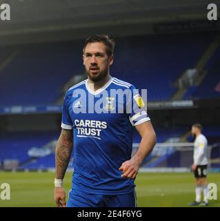 Ipswich, Regno Unito. 23 gennaio 2021. Ipswich Luke Chambers durante la partita della Sky Bet League 1 tra Ipswich Town e Peterborough United a Portman Road, Ipswich, sabato 23 gennaio 2021. (Credit: Ben Pooley | MI News) Credit: MI News & Sport /Alamy Live News Foto Stock