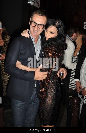 Katy Perry arriva al Sonia Rykiel Fashion Show di Parigi, Francia il 4 ottobre 2009. Foto di ABACAPRESS.COM Foto Stock