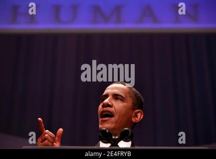 Il presidente degli Stati Uniti Barack Obama ha espresso le sue osservazioni alla cena nazionale della campagna per i diritti umani a Washington, DC il 10 ottobre 2009. Foto piscina di Yuri Grippas/ABACAPRESS.COM Foto Stock