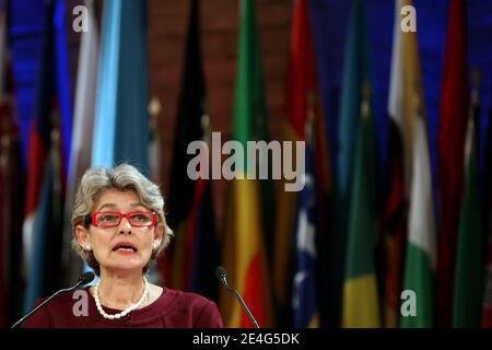 La cerimonia di investitura di Irina Bokova si è svolta il 23 ottobre 2009, ultimo giorno della 35a sessione della Conferenza Generale a Parigi, Francia. Il Direttore Generale eletto ha parlato del "nuovo umanesimo" che intende promuovere. Irina Bokova diventa la prima donna a ricoprire il posto dalla fondazione dell'organizzazione nel 1945. Foto di Stephane Lemouton/ABACAPRESS.COM Foto Stock