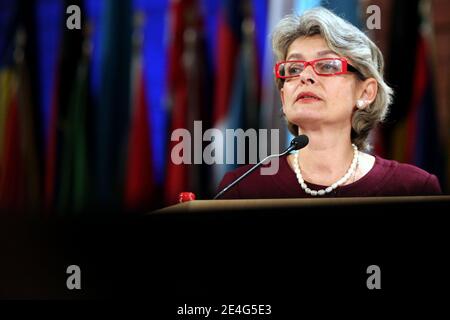 La cerimonia di investitura di Irina Bokova si è svolta il 23 ottobre 2009, ultimo giorno della 35a sessione della Conferenza Generale a Parigi, Francia. Il Direttore Generale eletto ha parlato del "nuovo umanesimo" che intende promuovere. Irina Bokova diventa la prima donna a ricoprire il posto dalla fondazione dell'organizzazione nel 1945. Foto di Stephane Lemouton/ABACAPRESS.COM Foto Stock