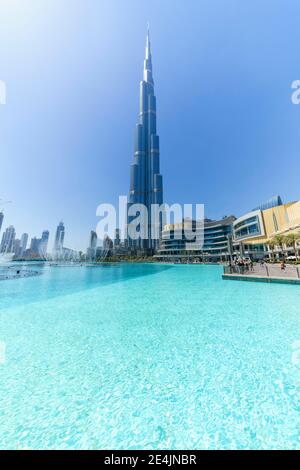 Il Burj Khalifa di Dubai e Centro commerciale di Dubai, Dubai, Emirati Arabi Uniti Foto Stock