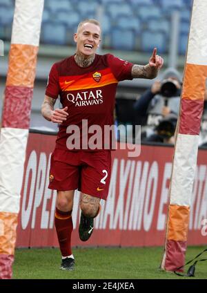 Roma, Italia. 23 gennaio 2021. Rick Karsdorp di Roma festeggia dopo aver segnato durante la Serie Italiana UNA partita di calcio tra Roma e Spezia allo Stadio Olimpico. Credit: Riccardo De Luca - Update Images/Alamy Live News Foto Stock