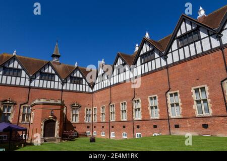 Sezione posteriore del Museo di Storia Naturale a Tring in Tring, Hertfordshire, Regno Unito. Foto Stock