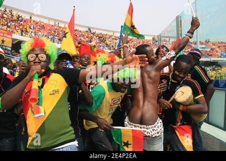 Tifosi del Ghana durante la partita di calcio della Coppa Africana delle Nazioni, Ghana contro Guinea ad Accra, Ghana, il 20 gennaio 2008. Il Ghana sconfisse la Guinea 2-1. Foto di Steeve McMay/Cameleon/ABACAPRESS.COM Foto Stock