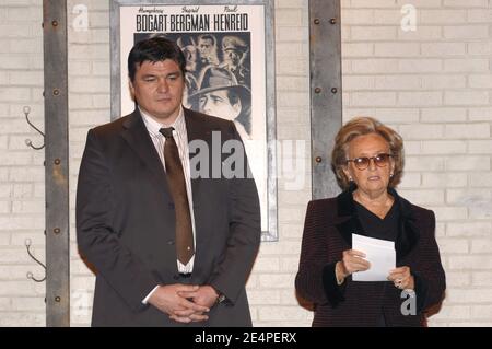 Bernadette Chirac e David Douillet partecipano alla festa per sostenere le 'opere d'operazione Jaunes' che si sono tenute al Teatro Des Maturins a Parigi, in Francia, il 04 febbraio 2008. Foto di Giancarlo Gorassini/ABACAPRESS.COM Foto Stock