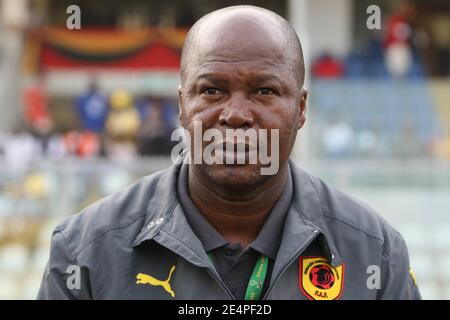 Il capo allenatore dell'Angola Luis Oliveira Goncalves durante la Coppa Africana delle Nazioni, quarto finale di partita di calcio, Egitto contro Angola a Kumasi, Ghana il 4 febbraio 2008. L'Egitto ha vinto 2-1. Foto di Steeve McMay/Cameleon/ABACAPRESS.COM Foto Stock