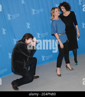 I membri del cast Valeria Golino, Isabella Ferrari e Nanni Moretti posano per le foto durante la fotocellula 'Quiet Chaos' al 13 febbraio 2008, il Festival del Cinema di Berlino. Foto di Nicolas Khayat/ABACAPRESS.COM Foto Stock