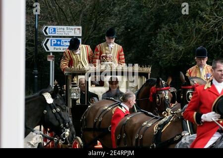 Prince Philip e HRH giostre in carrozza con Carla Bruni-Sarkozy a Windsor, Regno Unito, il 26 marzo 2008. Foto di Alain Benainous/piscina/ABACAPRESS.COM Foto Stock