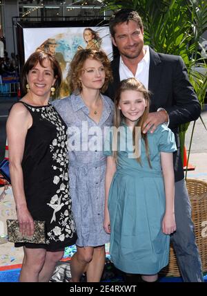 Jodie Foster, Gerard Butler e Abigail Bressin partecipano alla prima di 'Nim's Island' della 20th Century Fox al Chinese Theatre di Hollywood, Los Angeles, CA, USA il 30 marzo 2008. Foto di Lionel Hahn/ABACAPRESS.COM Foto Stock