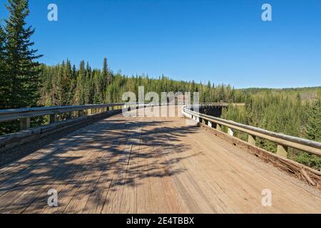 Canada, British Columbia, Old Alaska Highway, Kiskatinaw Curved Bridge costruito nel 1942-43 a Mile Marker 21 Foto Stock