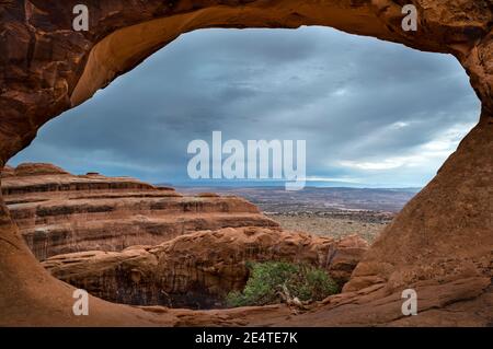 PARTIZIONE ARCO DIAVOLI GIARDINO ARCHI NATIONAL PARK MOAB UTAH Foto Stock