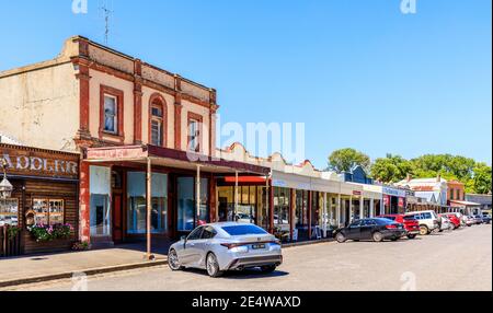 Edifici storici in Fraser Street, Clunes, Victoria, Australia Foto Stock