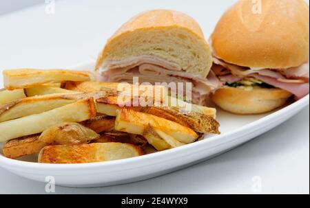 prosciutto con panino di tacchino affettato a mano sano francese Foto Stock