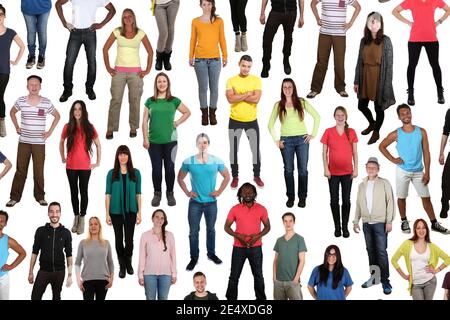 Gruppo di giovani sfondo sorridente felice multiculturale multietnico isolato su sfondo bianco Foto Stock