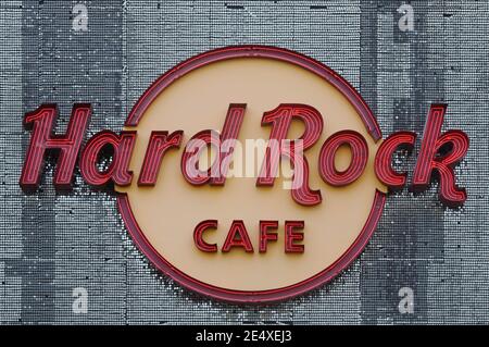 Grande cartello esterno dell'Hard Rock Cafe in Florida, USA Foto Stock