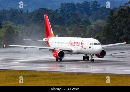 Medellin, Colombia – 26 gennaio 2019: Avianca Airbus A320 aeroplano all'aeroporto Medellin (MDE) in Colombia. Airbus è un produttore europeo di aeromobili Foto Stock