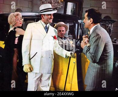 IL film GIALLO ROLLS-ROYCE 1965 MGM con Shirley Maclaine e George C. Scott Foto Stock