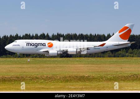 Lautzenhausen, Germania – 27 luglio 2018: Air Atlanta islandese Magma Boeing 747-400BDSF aereo all'aeroporto Hahn di Francoforte (HHN) in Germania. Boeing è Foto Stock