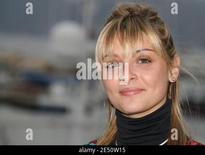 L'attrice e cantante Priscilla del programma televisivo francese 'Chante' si pone alla MIP TV con Milia 2008 a Cannes, a sud della Francia, l'8 aprile 2008. Foto di Denis Guignebourg/ABACAPRESS.COM Foto Stock