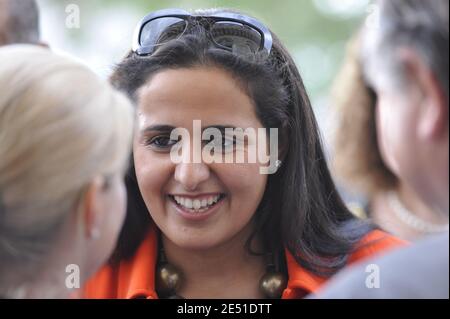 La figlia dell'Emiro del Qatar Sheikha al Mayassa Bint Hamad al Thani, responsabile dei musei del Qatar, partecipa a una presentazione del Museo delle Arti Islamiche del Qatar presso l'Ambasciata del Qatar a Parigi, in Francia, il 14 maggio 2008. Foto di Ammar Abd Rabbo/ABACAPRESS.COM Foto Stock