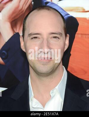 9 aprile 2013, Los Angeles, Stati Uniti: Tony Hale alla premiere della stagione 2 "Veep" di HBO al Paramount Theatre degli Studios Paramount (immagine di credito: © Billy Bendnight/ZUMA Wire) Foto Stock