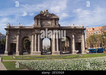 La Puerta de Alcalá de Madrid Foto Stock