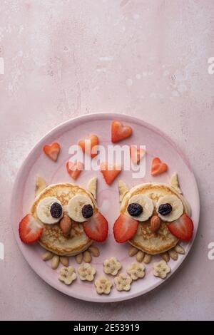 Frittelle dolci per bambini, colazione giornaliera Foto Stock