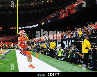 (FILE PHOTOS).l'ex quarterback di Clemson Tigers (16) Trevor Lawrence è proiettato per andare 1 nella bozza di NFL, qui è ritratto il 13 gennaio 2020, la bozza di NFL si terrà a Cleveland, Ohio il 29 aprile 2021.(credito obbligatorio: Jose/MarinMedia.org/Cal Sport Media) (fotografo completo assoluto, e crediti richiesti) Foto Stock