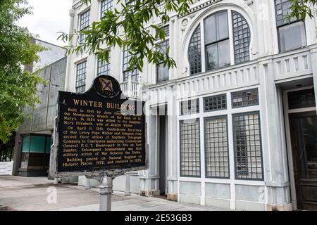 Montgomery, Alabama/USA - 27 giugno 2020: Edificio storico invernale nel centro di Montgomery. Foto Stock