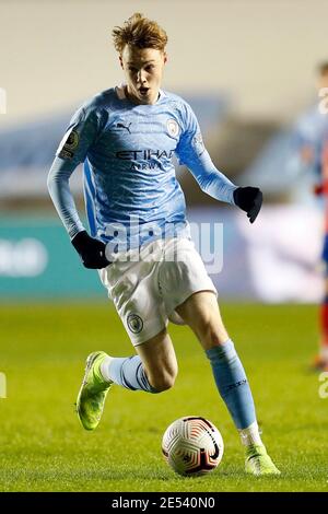 MANCHESTER, INGHILTERRA. 25 GENNAIO Manchester Citys Cole Palmer durante la partita Premier League 2 tra Manchester City e Blackburn Rovers all'Academy Stadium di Manchester, lunedì 25 gennaio 2021. (Credit: Chris Donnelly | MI News) Credit: MI News & Sport /Alamy Live News Foto Stock