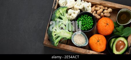 Cibo sano contiene coenzima Q10, supporta il sistema immunitario. Vista dall'alto, spazio di copia Foto Stock