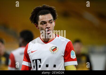 KERKRADE, PAESI BASSI - GENNAIO 24: Jeredy Hilterman (capitano) di Jong FC Utrecht durante la partita olandese di Keukenkampioendivision tra Roda JC e FC Foto Stock