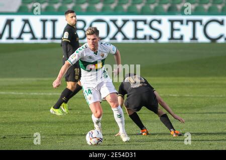 Raul Guti di Elche CF durante il campionato spagnolo la Liga partita di calcio tra Elche CF e FC Barcellona il 24 gennaio 2021 a ma / LM Foto Stock