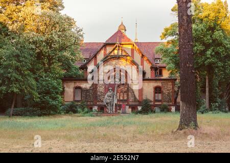 BEELITZ - 25 MAGGIO 2012: Ospedale abbandonato e sanatorio Beelitz Heilstatten vicino Berlino, Beelitz, Germania Foto Stock