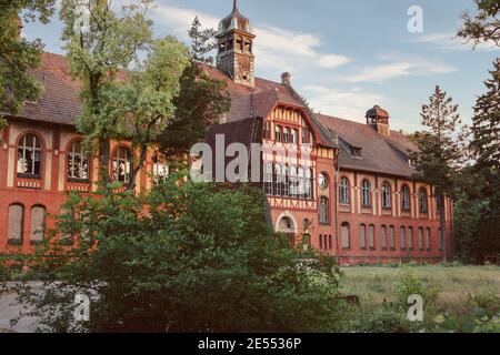 BEELITZ - 25 MAGGIO 2012: Ospedale abbandonato e sanatorio Beelitz Heilstatten vicino Berlino, Beelitz, Germania Foto Stock