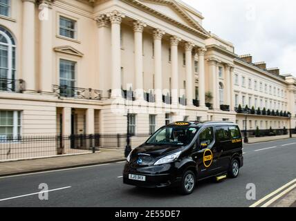 Taxi elettrico intorno a Londra Foto Stock
