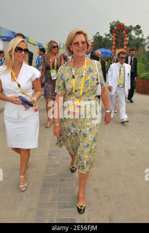 L'ex regina Anna-Maria di Grecia arriva al Villaggio Olimpico prima che i XXIX Giochi Olimpici inizino l'8 agosto, a Pechino, in Cina, il 7 agosto 2008. Foto di Gouhier-Hahn-Nebinger/Cameleon/ABACAPRESS.COM Foto Stock