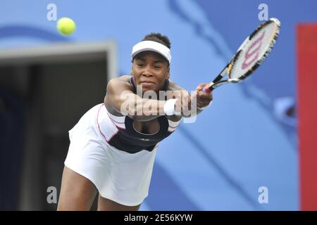 La statunitense Venus Williams ha sconfitto, 6-3, 6-2, la Svizzera Timea Bacsinszk nel loro primo round alle XXIX Olimpiadi del Centro Olimpico di Tennis Verde a Pechino, Cina, il 11 agosto 2008. Foto di Gouhier-Hahn-Nebinger/Cameleon/ABACAPRESS.COM Foto Stock