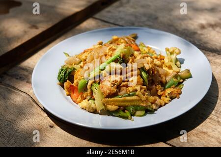 Pad Vedi ew da un venditore di strada a Chiang mai, Thailandia. Foto Stock