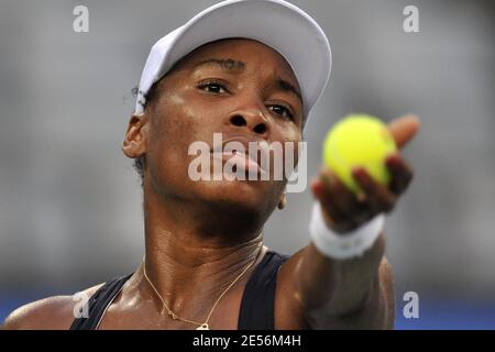 La statunitense Venus Williams ha sconfitto, 6-3, 6-2, la Svizzera Timea Bacsinszk nel loro primo round alle XXIX Olimpiadi del Centro Olimpico di Tennis Verde a Pechino, Cina, il 11 agosto 2008. Foto di Gouhier-Hahn-Nebinger/Cameleon/ABACAPRESS.COM Foto Stock