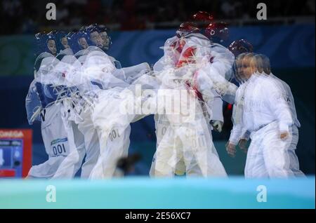 Atmosfera durante la partita taekwondo del giorno dei Giochi Olimpici di Pechino 2008 12 presso la palestra dell'Università della Scienza e della tecnologia di Pechino. Cina il 20 agosto 2008. Foto di Gouhier-Hahn-Nebinger/Cameleon/ABACAPRESS.CIOM Foto Stock