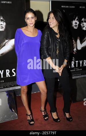 Mylene Jampanoi e Morjana Alaoui arrivano alla prima dei Martiri che si tengono al teatro UGC Les Halles a Parigi, Francia, il 1 settembre 2008. Foto di Mehdi Taamallah/ABACAPRESS.COM Foto Stock