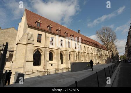 La disvelazione del collegio dei Bernardini costituisce a Parigi, Francia, il 4 settembre 2008. Il Collegio dei Bernardini costituisce uno dei vasti edifici mediavali nel cuore di Parigi. Foto di Giancarlo Gorassini/ABACAPRESS.COM Foto Stock