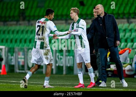 GRONINGEN, PAESI BASSI - GENNAIO 26: (L-R): Alessio da Cruz del FC Groningen, Sam Schrek del FC Groningen durante la partita olandese Eredivisie tra FC G. Foto Stock