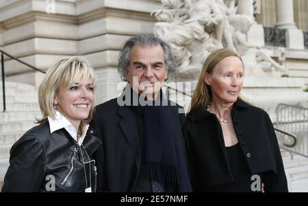 Il fotografo francese Patrick Demarchelier si pone con la moglie mia Demarchelier (R) alla sua festa di apertura della mostra che si è tenuta al Petit Palais di Parigi, in Francia, il 29 settembre 2008. Foto di Marco Vitchi/ABACAPRESS.COM Foto Stock