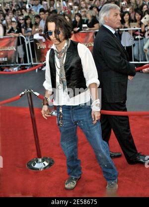 Johhny Depp partecipa alla prima mondiale dei Pirati dei Caraibi: Alla fine del mondo a Disneyland ad Anaheim, California 5/19/07. [[laj]] Foto Stock