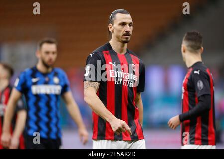 26 gennaio 2021, Milano, Italia: Milano, Italia, Stadio Giuseppe Meazza San Siro, 26 gennaio 2021, Zlatan Ibrahimovic (AC Milan) durante FC Internazionale vs AC Milan - Calcio Italiano Coppa Italia match (Credit Image: © Francesco Scaccianoce/LPS via ZUMA Wire) Foto Stock