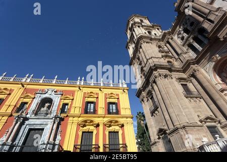 Palazzo episcopale, Cattedrale di Malaga nel centro storico della Spagna Foto Stock